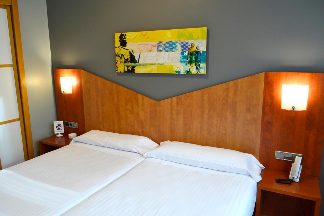 Hotel Alda Palacio Valdes Aviles Bagian luar foto
