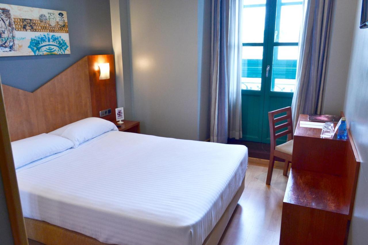 Hotel Alda Palacio Valdes Aviles Bagian luar foto