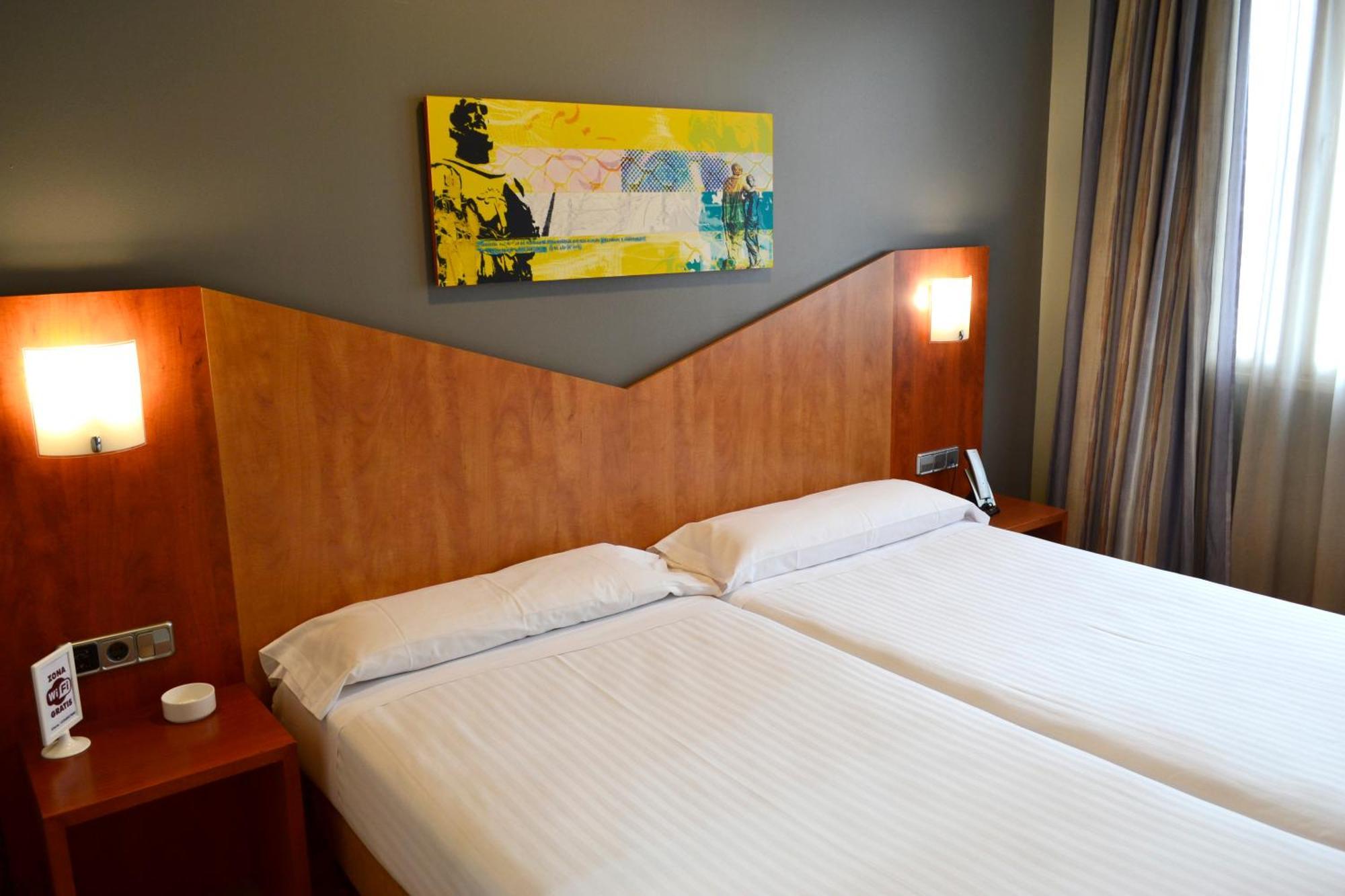 Hotel Alda Palacio Valdes Aviles Bagian luar foto