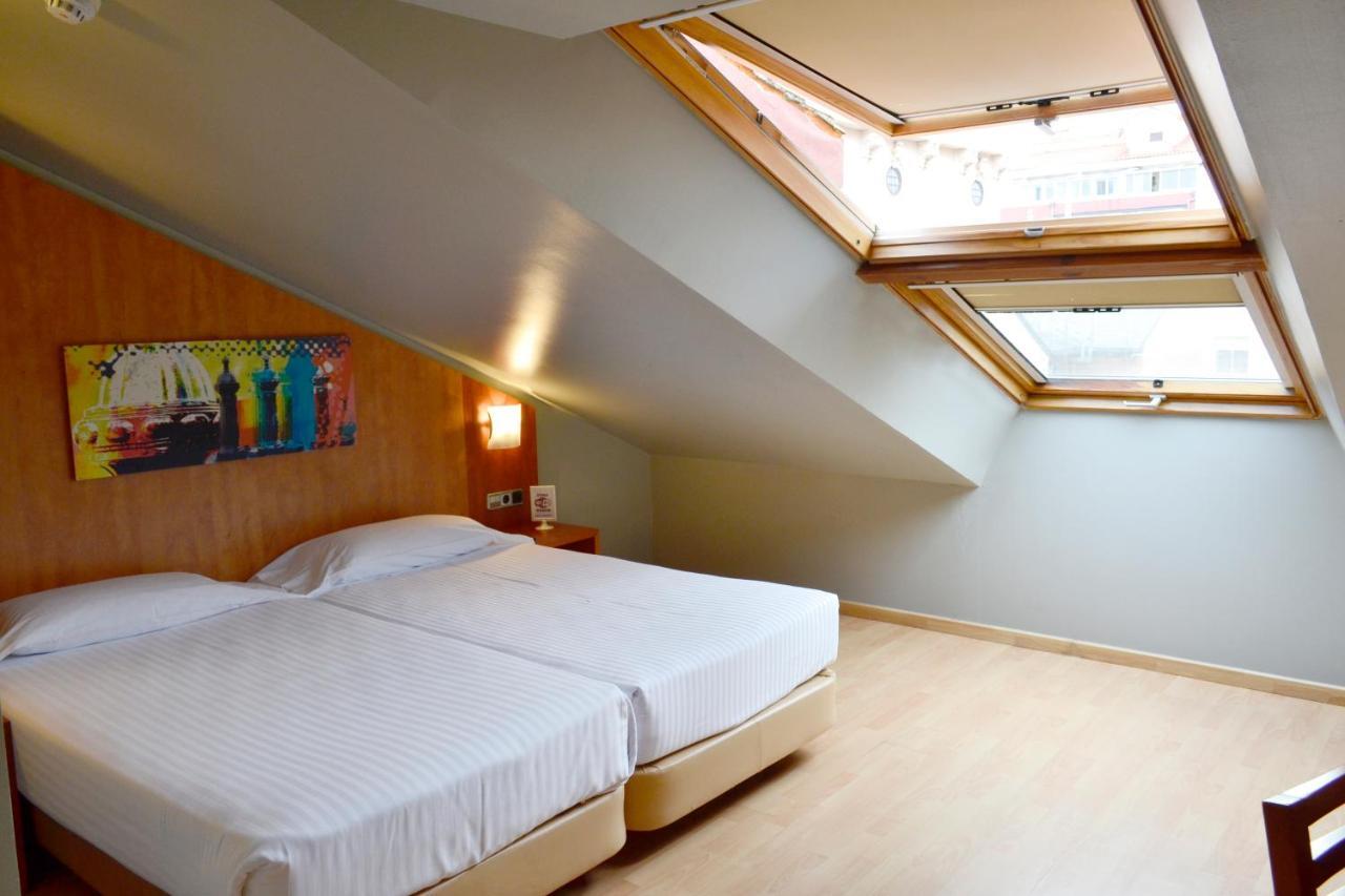 Hotel Alda Palacio Valdes Aviles Bagian luar foto
