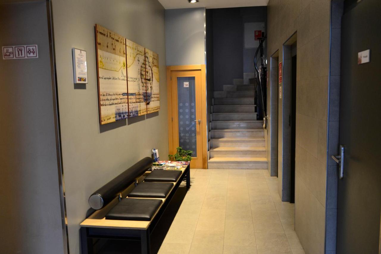 Hotel Alda Palacio Valdes Aviles Bagian luar foto